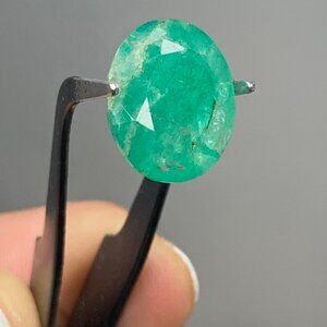 GIANT Certified Natural Emerald Jewel